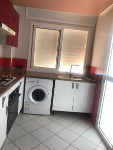Kuchyň nebo kuchyňský kout v ubytování Appartement A1 ARENA DE MARTIL