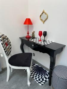 Fotografia z galérie ubytovania Centrum Lux GoldenApart Wonderland Plac Niepodległości 2 v destinácii Jelenia Góra