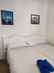 Posteľ alebo postele v izbe v ubytovaní ACAPULCO PLAYA 26 MENYBER + 19 fotografií
