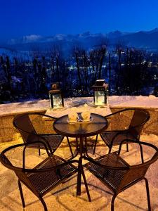 Balkon lub taras w obiekcie Nauczycielskie Centrum