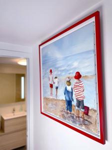Fotografia z galérie ubytovania Duplex Loft with Terrace, Superb view of Port Guillaume, 7 minutes from the beach v destinácii Dives-sur-Mer