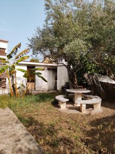 Fotografia z galérie ubytovania Casa con jardín y barbacoa en Cunit v destinácii Cunit
