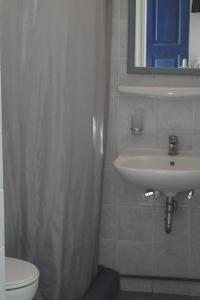 Photo de la galerie de l'établissement Coral Apartments, à Karavostasi