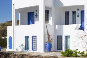 Fotografie z fotogalerie ubytování Nataly's Apartments v destinaci Gavrion