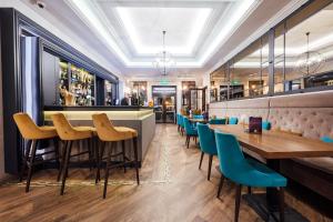 Εστιατόριο ή άλλο μέρος για φαγητό στο L`Art Hotel Carei