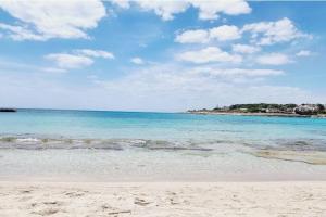 a view of the ocean from the beach at Casa Vacanze "LA TERRAZZA" in Leporano