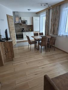 Kuchyňa alebo kuchynka v ubytovaní Appartements Gotthardt