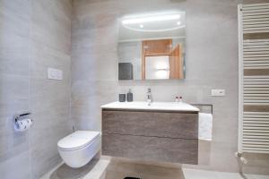 Bilik mandi di Casa Bellavista Brenzone MGH +28 gambar
