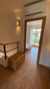 A bed or beds in a room at Daro 3D 46