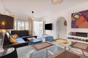 Μια τηλεόραση ή/και κέντρο ψυχαγωγίας στο Los Flamencos Manilva apartment