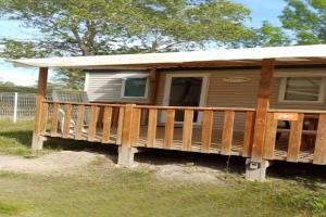 Φωτογραφία από το άλμπουμ του La Roque d'Anthéron - Mobile-home - 6 pers - 3 ch - Piscine σε La Roque-dʼAntheron +8 φωτογραφίες