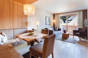 Posezení v ubytování Hotel Trofana Alpin