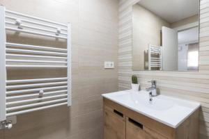A bathroom at Neptuno Deluxe