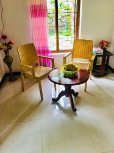 Istumisnurk majutusasutuses Charitha Rest