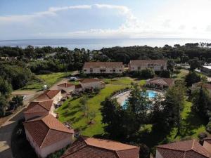 A bird's-eye view of Les villas de Mélody