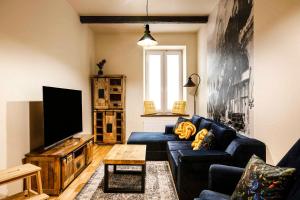 Area tempat duduk di 2-bedroom Apartment, heart of Cracow Old Town