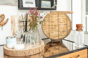 Thức uống tại Blue Buddha Beach Rooms & Suites +26 ảnh