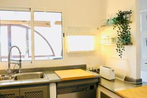 A kitchen or kitchenette at Finca Andi, Entspannung pur!