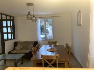 Posedenie v ubytovaní Appartement Rebouc