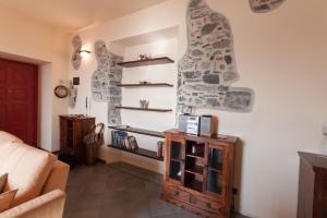 Η βιβλιοθήκη της παραθεριστικής κατοικίας +9 φωτογραφίες