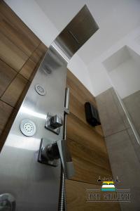 Kép "CASA GALLUPPI", stanza privata in centro a Cosenza con bagno e ampia doccia, FREE HIGH SPEED WI-FI, NETFLIX szállásáról Cosenzában a galériában