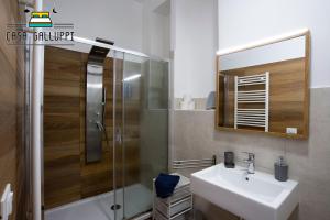 Kép "CASA GALLUPPI", stanza privata in centro a Cosenza con bagno e ampia doccia, FREE HIGH SPEED WI-FI, NETFLIX szállásáról Cosenzában a galériában