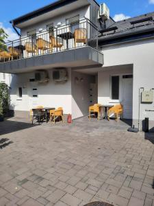 A balcony or terrace at Silver Boglár Apartman