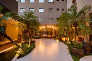 Amazon Aeroporto Hotel外面的花园