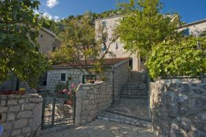 Gallery image of B&B Apart Hotel Paštrovski Konak in Sveti Stefan