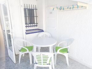 Fotografia z galérie ubytovania Lovely 1 Bed Apartment With Pool Near Amenities. v destinácii Torrevieja