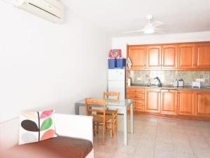 Fotografia z galérie ubytovania Lovely 1 Bed Apartment With Pool Near Amenities. v destinácii Torrevieja