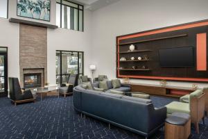 Posezení v ubytování Courtyard by Marriott San Diego Carlsbad