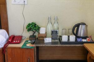 Set per la preparazione di tè e caffè presso Jakhu Vibes