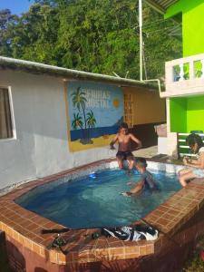 Clients de Ofiuras Hostal