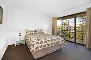 Postel nebo postele na pokoji v ubytování Lahaina Apartments + 27 fotografií