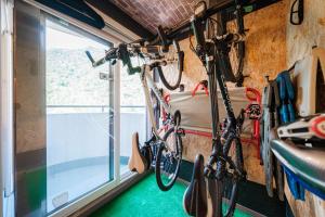 Foto sihtkohas Sapporo asuva majutusasutuse MolinHotels501 アクティビティを満喫できる札幌定山渓温泉付き別荘 - W-Bed4&S-6 10persons galeriist