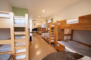 札幌市にあるBUIE South 3 / Vacation STAY 2230の二段ベッド1組が備わる客室です。 +68枚の写真