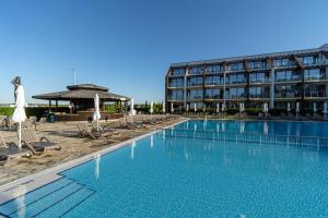 Basen w obiekcie Topola Skies Resort & Aquapark lub w pobliżu