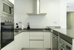 Kuchnia lub aneks kuchenny w obiekcie 3058 Residence Lamar 3058