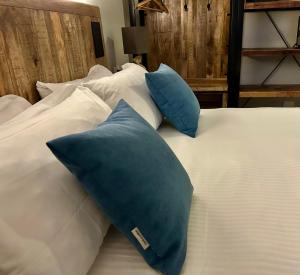 Postel nebo postele na pokoji v ubytování Hotel Paradiso Como