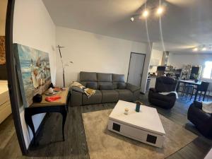 Posedenie v ubytovaní Domus Narbo Yourhosthelper + 5 fotografií