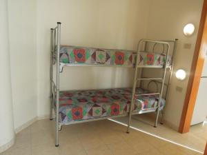 A bed or beds in a room at One bedroom flat with terrace and sea view