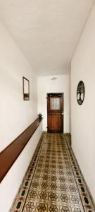 Posteľ alebo postele v izbe v ubytovaní Le Rocher appartement Cotignac