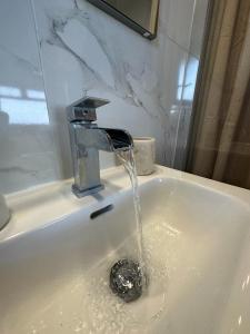 Kúpeľňa v ubytovaní Tenerife Sur Habitación de Lujo