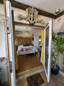 Posteľ alebo postele v izbe v ubytovaní Tenerife Sur Habitación de Lujo