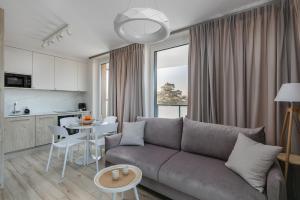 Kuchyň nebo kuchyňský kout v ubytování Lighthouse Luxury Penthouse - Jantar Apartamenty