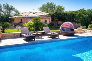 Der Swimmingpool an oder in der Nähe von Villa Beauty Luxury Vodice