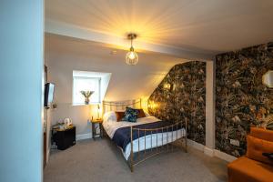 Кровать или кровати в номере Channel View Guest House