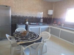 Kuchyň nebo kuchyňský kout v ubytování Appartement à louer Tiznit 1