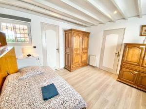 Zdjęcie z galerii obiektu Villa DAMALIX front de mer 5 pax Plage w miejscowości Saint-Raphaël